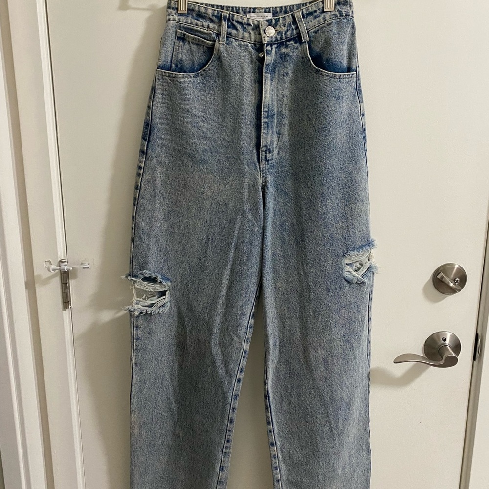 High waisted stone washed vintage oversized jeans